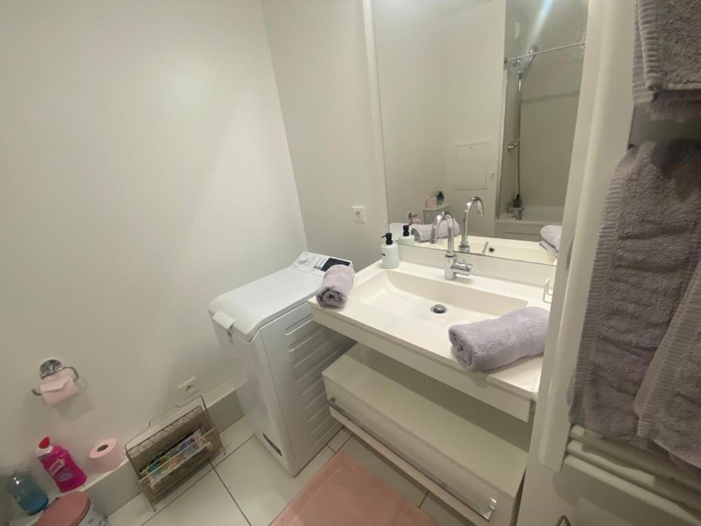 Appartement 80M2, Terrasse Sud, Metro 7 Direction Louvre A 8Minutes, Parking Sous-Sol, Proche Paris-Bercy Ivry-sur-Seine Eksteriør billede